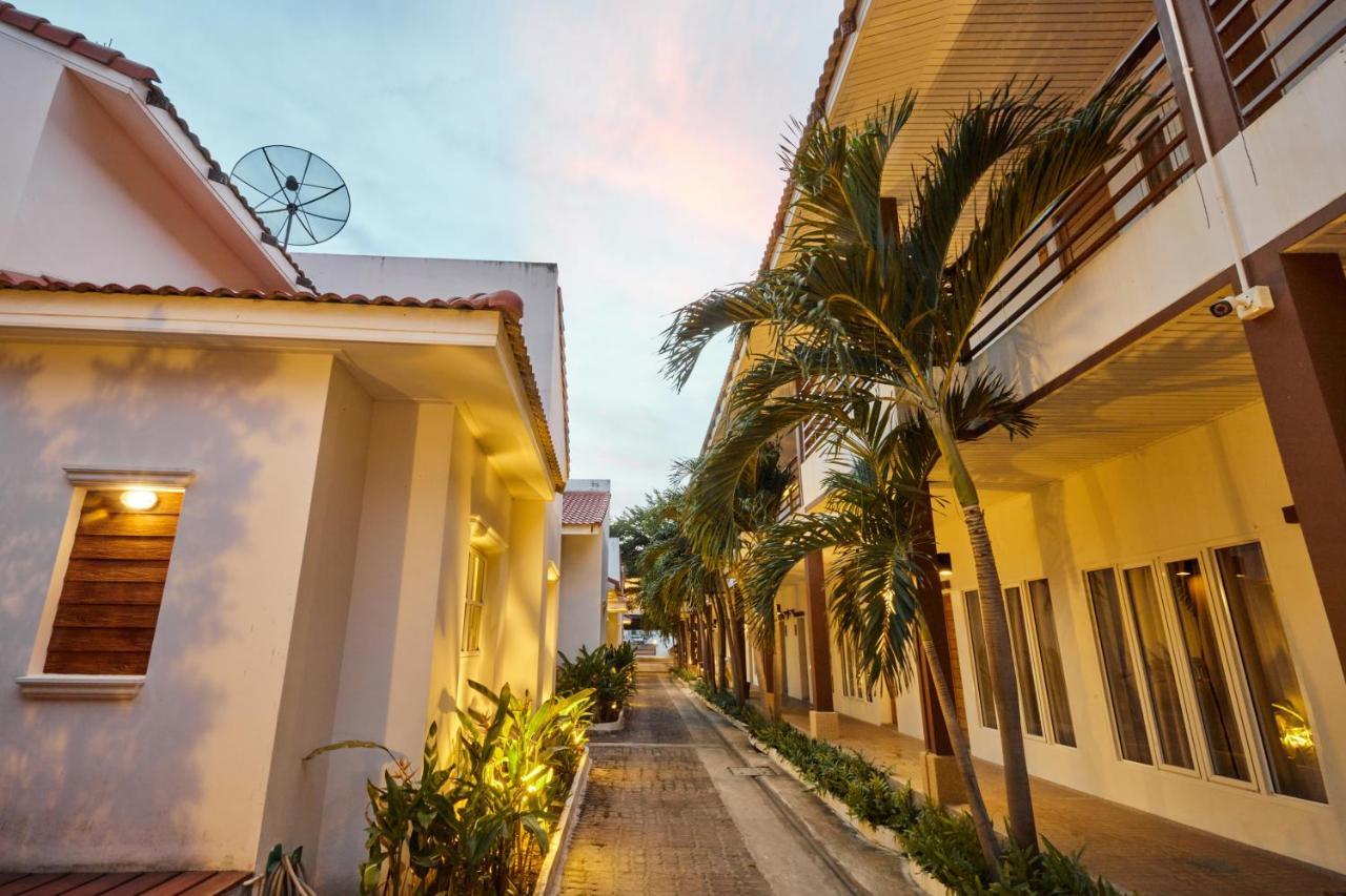 Talay Hotel And Villa Cha-Am Extérieur photo